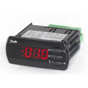 Контроллер Danfoss AK-CC 210